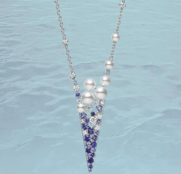 宝点亮夏日时尚潮流引领风向。AG真人app肯豆祖母绿珠(图2)