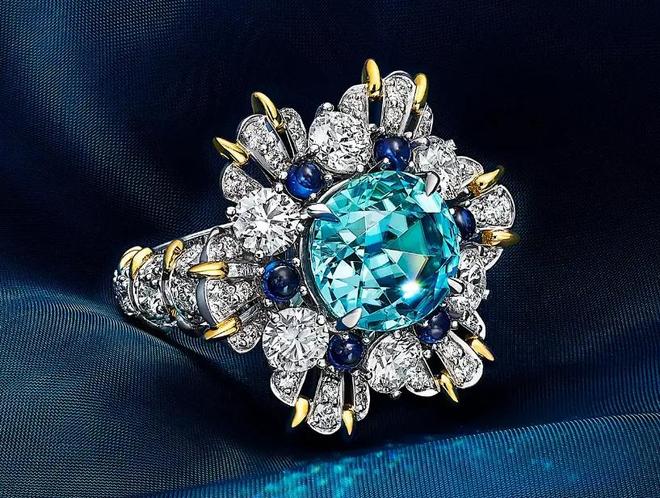 宝点亮夏日时尚潮流引领风向。AG真人app肯豆祖母绿珠(图5)