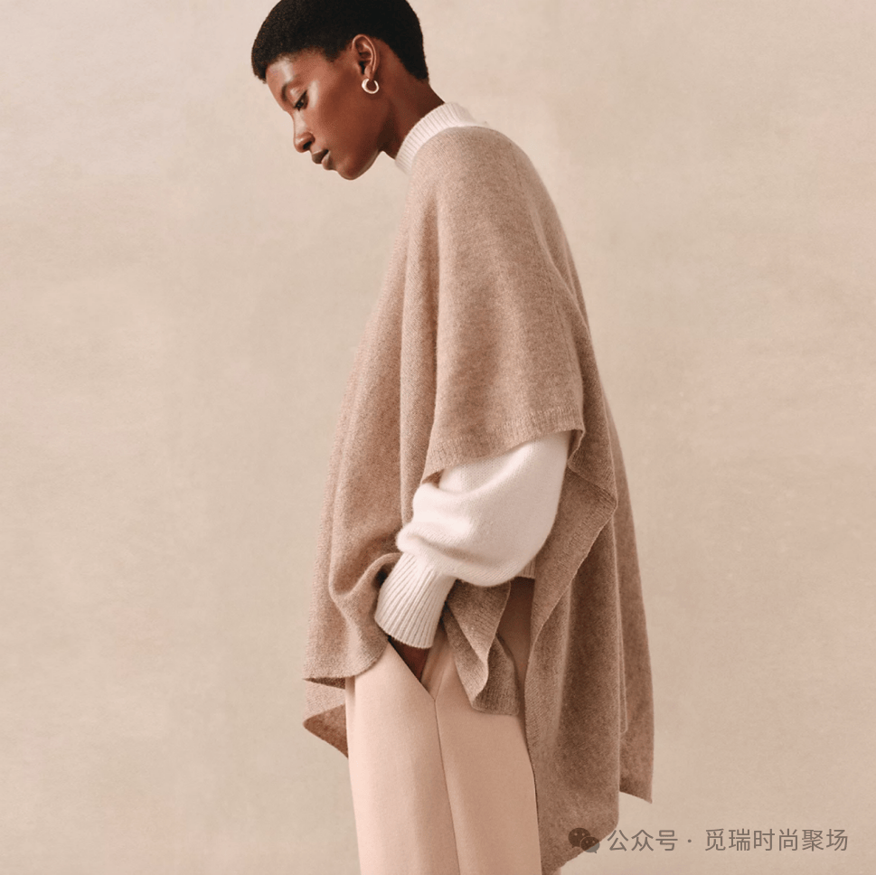 !2026穿搭新密码这样穿告别“老气”！AG真人平台刷爆 Ins的天后羊绒造型(图3)